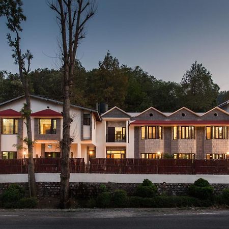 Ivy The Boutique Hotel Near Neem Karoli Temple ناينيتال المظهر الخارجي الصورة