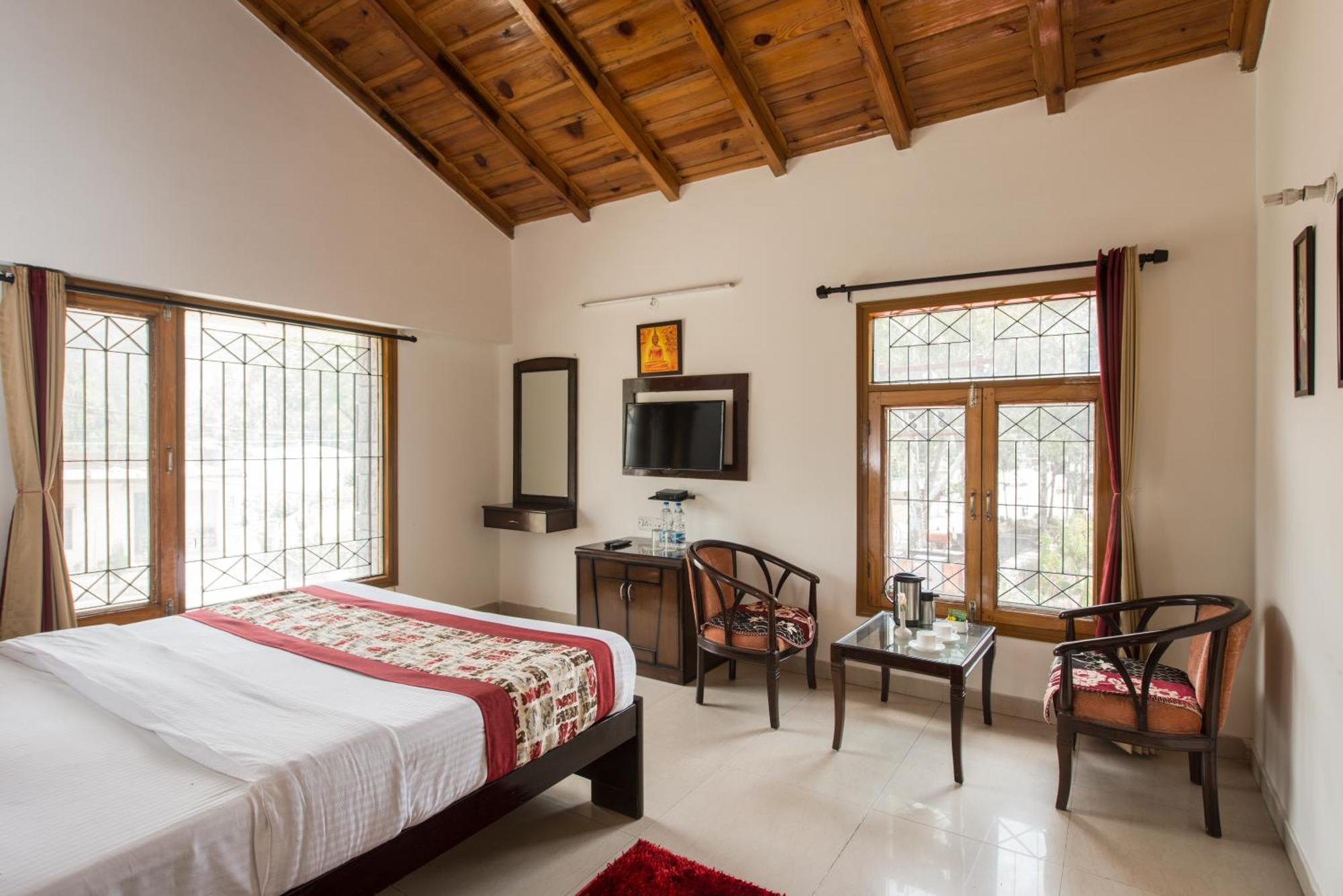 Ivy The Boutique Hotel Near Neem Karoli Temple ناينيتال المظهر الخارجي الصورة